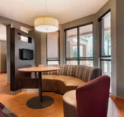Courtyard by Marriott Akron Fairlawn hotel detail image 3