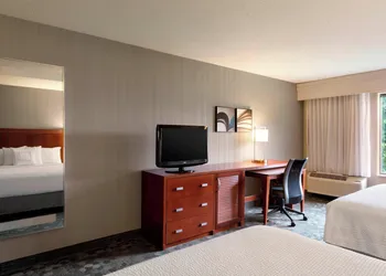 Courtyard by Marriott Akron Fairlawn hotel thumbnail 4