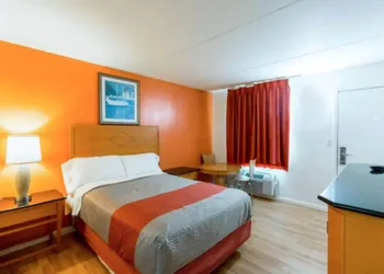 Flamingo Motel hotel thumbnail 2