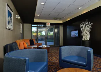 Courtyard By Marriott Bentonville hotel thumbnail 2