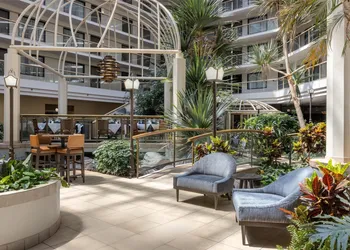 Embassy Suites Hotel Birmingham hotel thumbnail 4