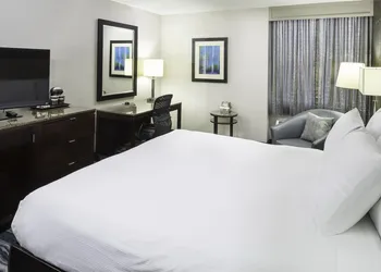 DoubleTree by Hilton Hotel Wilmington hotel thumbnail 6