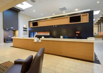 Wyndham Columbus hotel thumbnail 4
