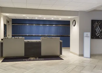 DoubleTree Suites by Hilton Nashville Airport hotel thumbnail 5
