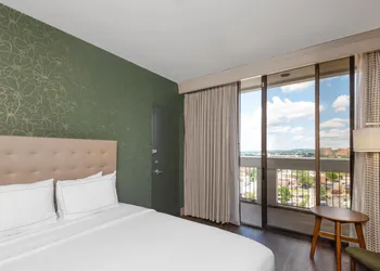 Hilton Birmingham Downtown at UAB hotel thumbnail 5