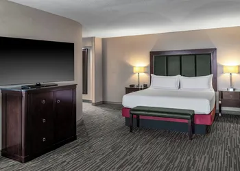 The Capital Suites Hotel hotel thumbnail 6