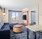 Embassy Suites by Hilton Washington D.C. – Convention Center hotel detail image 7