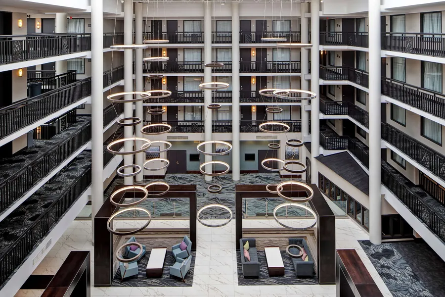 Embassy Suites Syracuse hotel detail image 6