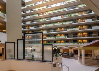 Harmony Suites hotel thumbnail 4