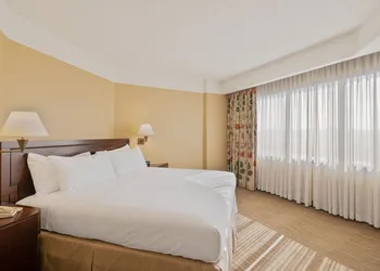 Harmony Suites hotel thumbnail 7