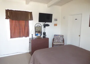 West Walker Motel hotel thumbnail 3