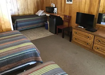 Andruss Motel hotel thumbnail 5