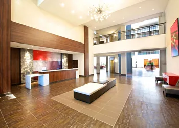 Embassy Suites by Hilton Detroit Livonia Novi hotel thumbnail 4