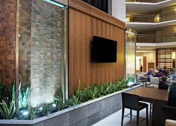 Embassy Suites by Hilton Portland Tigard hotel thumbnail 4