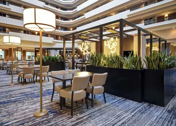 Embassy Suites by Hilton Montgomery Hotel & Conference Ctr hotel thumbnail 4