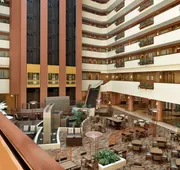Embassy Suites by Hilton E Peoria Riverfront Conf Center hotel detail image 3