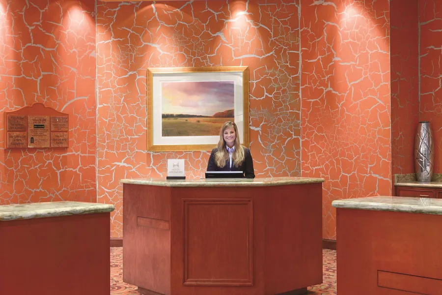 Embassy Suites by Hilton E Peoria Riverfront Conf Center hotel detail image 6
