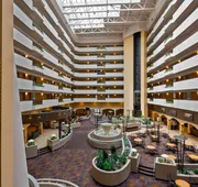 Embassy Suites by Hilton Kansas City International Airport hotel detail image 3