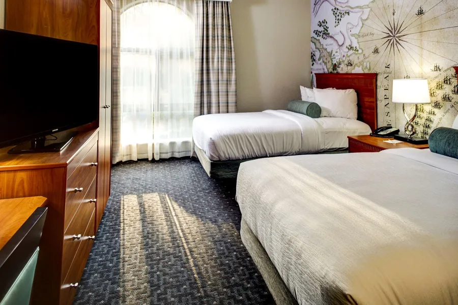 Embassy Suites Williamsburg hotel detail image 6
