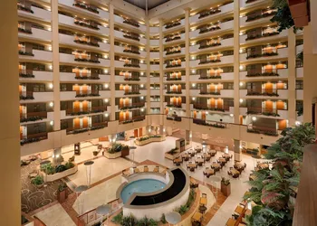 Embassy Suites by Hilton Franklin Cool Springs hotel thumbnail 2