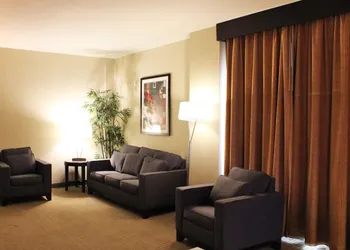Embassy Suites by Hilton Laredo hotel thumbnail 6