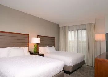 Embassy Suites by Hilton Boston Marlborough hotel thumbnail 6