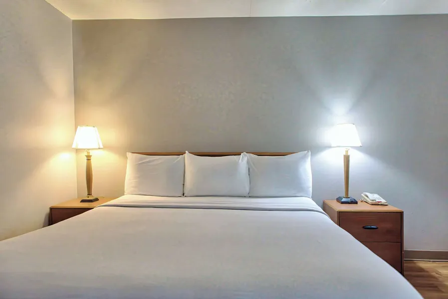 Motel 6 Buffalo, NY - Airport - Williamsville hotel detail image 6