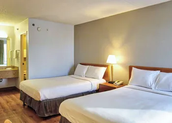 Motel 6 Buffalo, NY - Airport - Williamsville hotel thumbnail 7