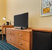Fairfield Inn & Suites Toledo Maumee hotel detail image 4