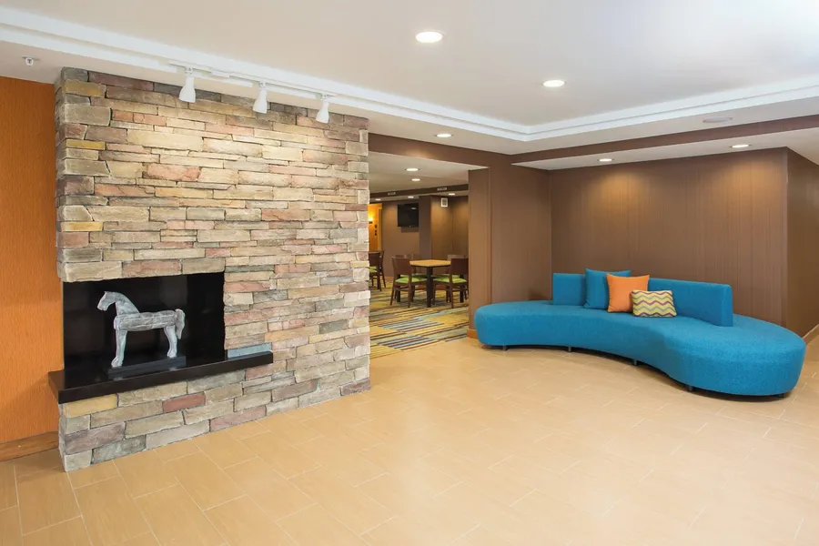 Fairfield Inn by Marriot Manchester-Boston Regional Airport hotel detail image 2