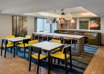 Fairfield by Marriott Rochester Henrietta/University Area hotel thumbnail 2