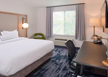 Fairfield Inn by Marriott Pittsburgh New Stanton hotel thumbnail 6