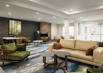 Fairfield Inn & Suites Newark Liberty International Airport hotel thumbnail 2