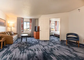 Fairfield Inn & Suites by Marriott Spearfish hotel thumbnail 5