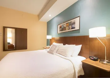 Comfort Inn & Suites Green Bay Stadium Area hotel thumbnail 6