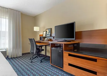 Comfort Inn & Suites Green Bay Stadium Area hotel thumbnail 7