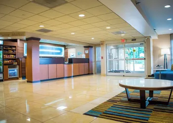 Fairfield Inn & Suites by Marriott Knoxville/East hotel thumbnail 3