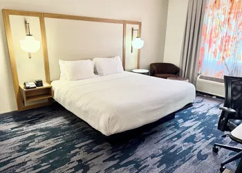 Fairfield Inn & Suites by Marriott Knoxville/East hotel thumbnail 8
