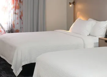 Fairfield by Marriott Mt Pleasant hotel thumbnail 7