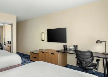 Fairfield Inn and Suites by Marriott Marion hotel thumbnail 8
