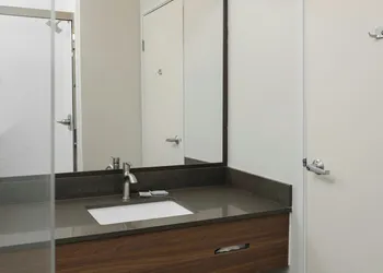 Fairfield Inn & Suites by Marriott® Grand Rapids Airport hotel thumbnail 7