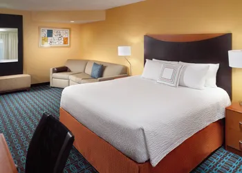 Fairfield Inn by Marriott Clarksville hotel thumbnail 5