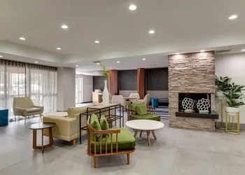 Best Western Plus Las Colinas Inn & Suites hotel thumbnail 2