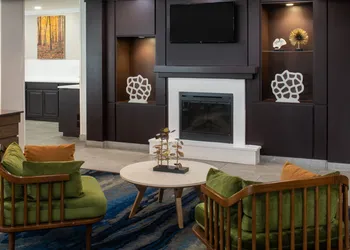 Fairfield Inn & Suites by Marriott Gulfport hotel thumbnail 2
