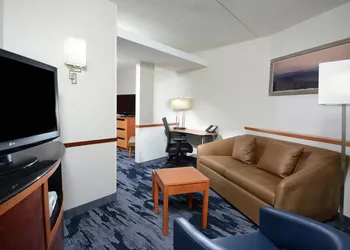 Fairfield by Marriott Inn & Suites Charlottesville North hotel thumbnail 8