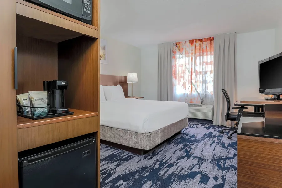 Fairfield Inn & Suites Houston Westchase hotel detail image 6