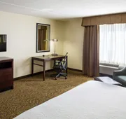 Hilton Garden Inn Hampton Coliseum Central hotel detail image 7