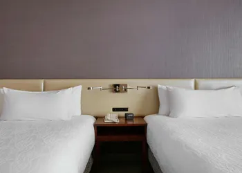 Hilton Garden Inn San Francisco Arpt North hotel thumbnail 7