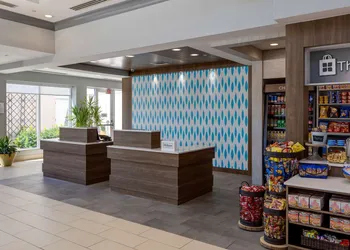 Hilton Garden Inn Oklahoma City Airport hotel thumbnail 7