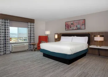 Hilton Garden Inn Omaha West hotel thumbnail 4